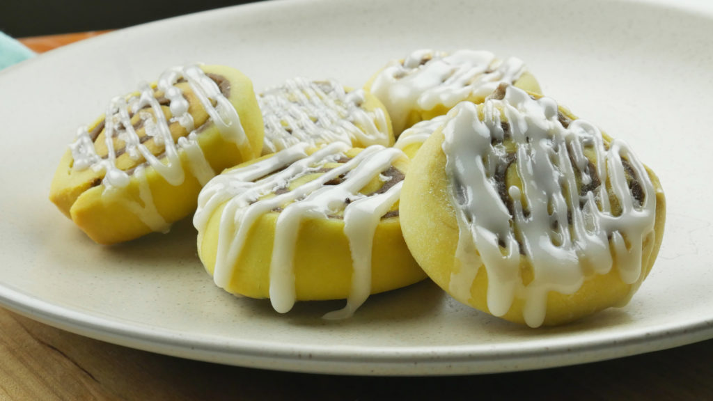 Keto cinnamon rolls fathead style